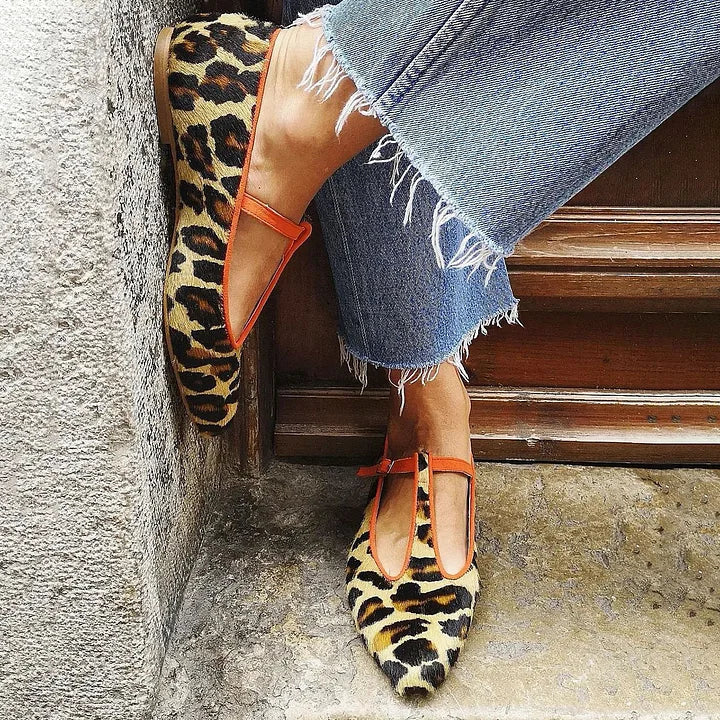 Alina | Leopard T-Strap Flats - Bild 2